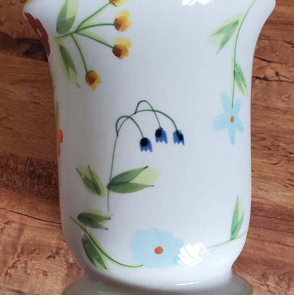 Emma bia floral vase - Picture 4 of 13